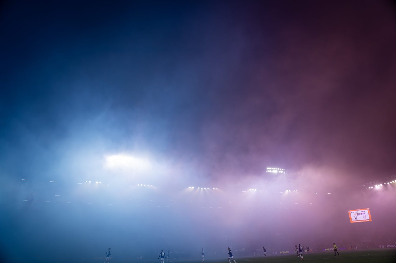 Fußball — St. Pauli – HSV, Derby. Foto von Philipp Heist.